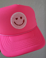 Load image into Gallery viewer, Smiley Face- Trucker Hats